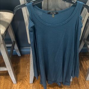 Teal Long Sleeve Top by Laila jade